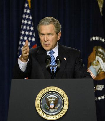 Джордж Буш торжествует: поимка Саддама Хусейна стала хорошим подаркам к грядущим выборам